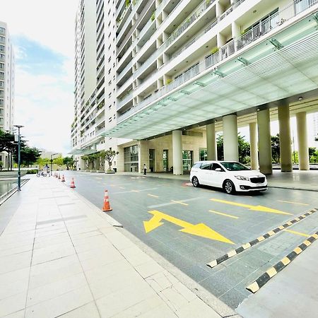 Secc Luxury 2-Br Apartment, Scenic Valley, Saigon Exhibition And Convention Center, Fv Hospital, Phu My Hung District 7 Thành Pho Ho Chí Minh Esterno foto