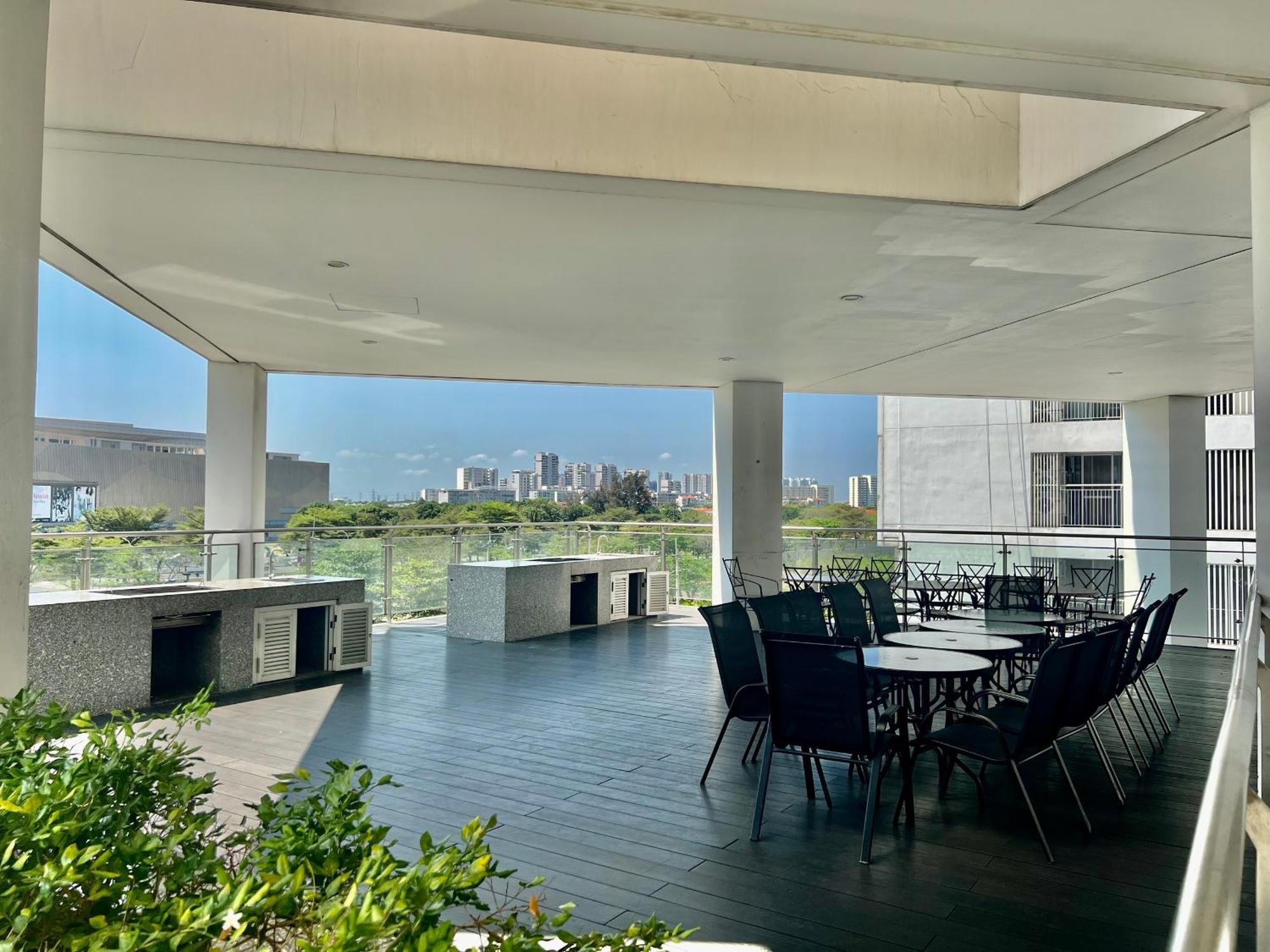 Secc Luxury 2-Br Apartment, Scenic Valley, Saigon Exhibition And Convention Center, Fv Hospital, Phu My Hung District 7 Thành Pho Ho Chí Minh Esterno foto