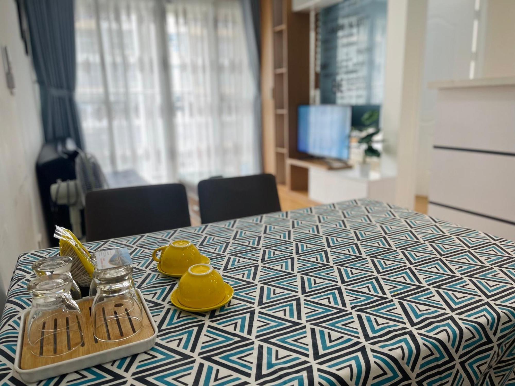 Secc Luxury 2-Br Apartment, Scenic Valley, Saigon Exhibition And Convention Center, Fv Hospital, Phu My Hung District 7 Thành Pho Ho Chí Minh Esterno foto